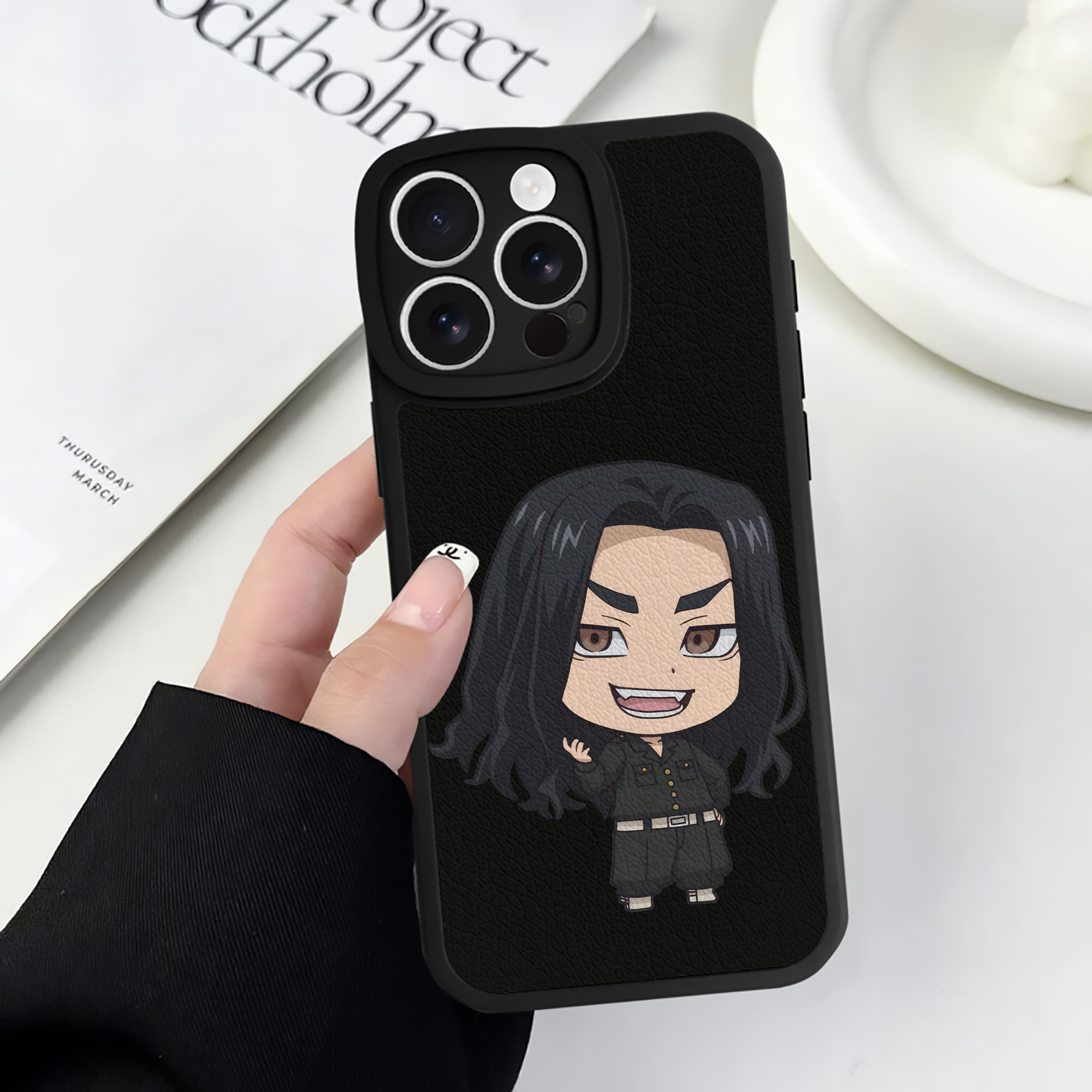 （画像用） 東京リベンジャーズ Tokyo Revengers 【iPhone 16シリーズ対応】シリコンスマホケース（レザー調） 材質：シリコン